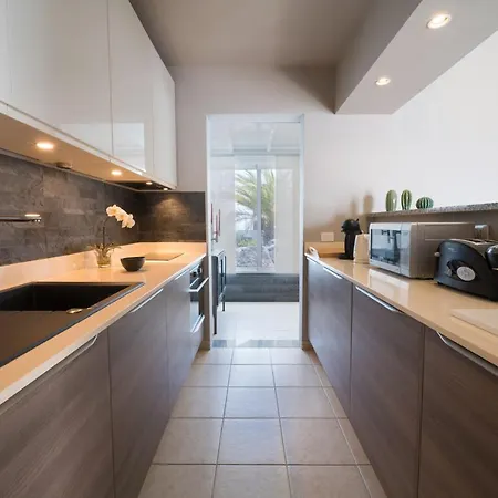 B2 Casitas De Luz * Чарко-дель-Пало